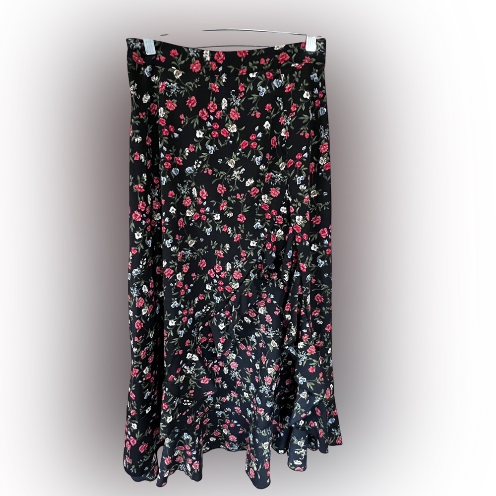 SHEIN Black Maxi Skirt with Red Floral Design